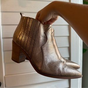 Nine West Rose Gold Western Cowboy Leather Ankle Booties 7